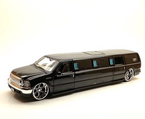 Maisto ford excursion - ford, stretch